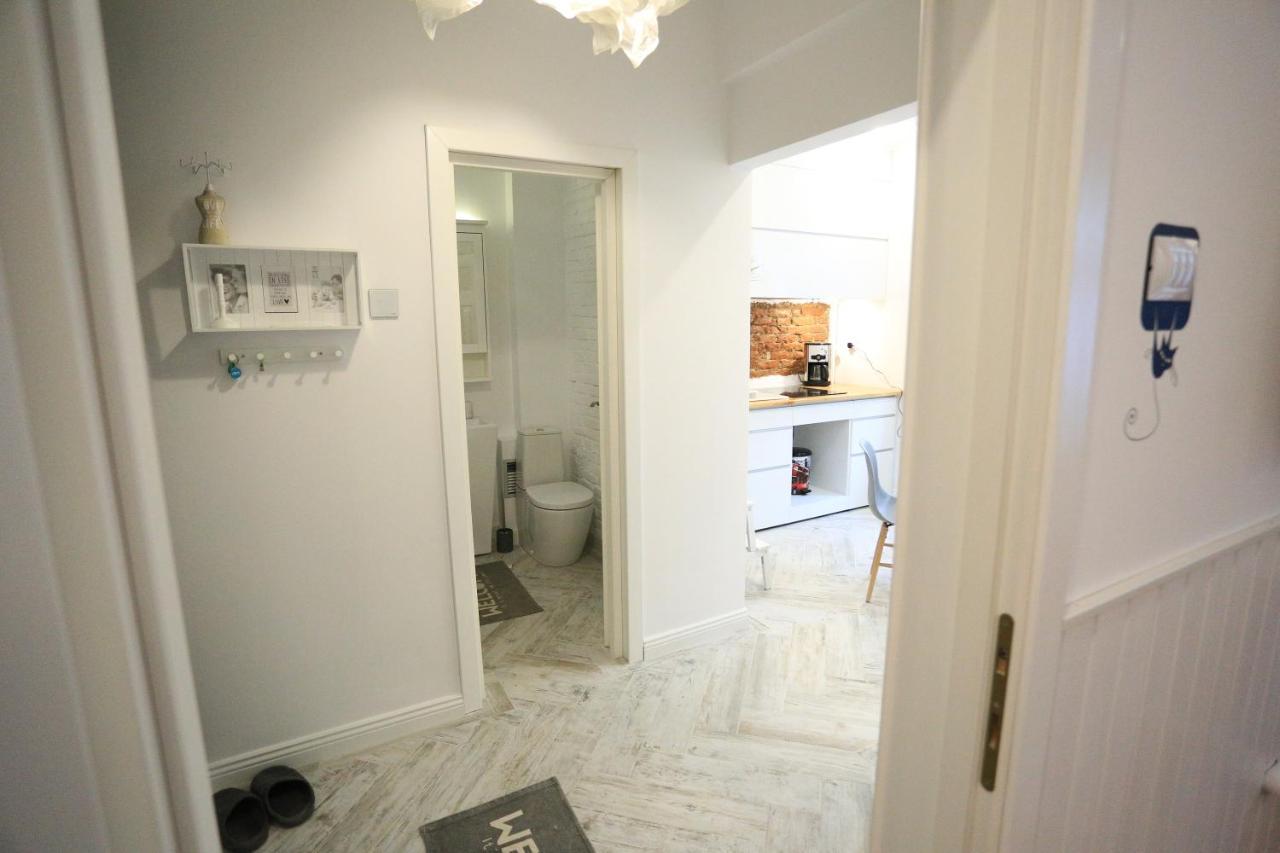 Appartamento Ceronav Citycenter Galati, Disscount On Google! Esterno foto