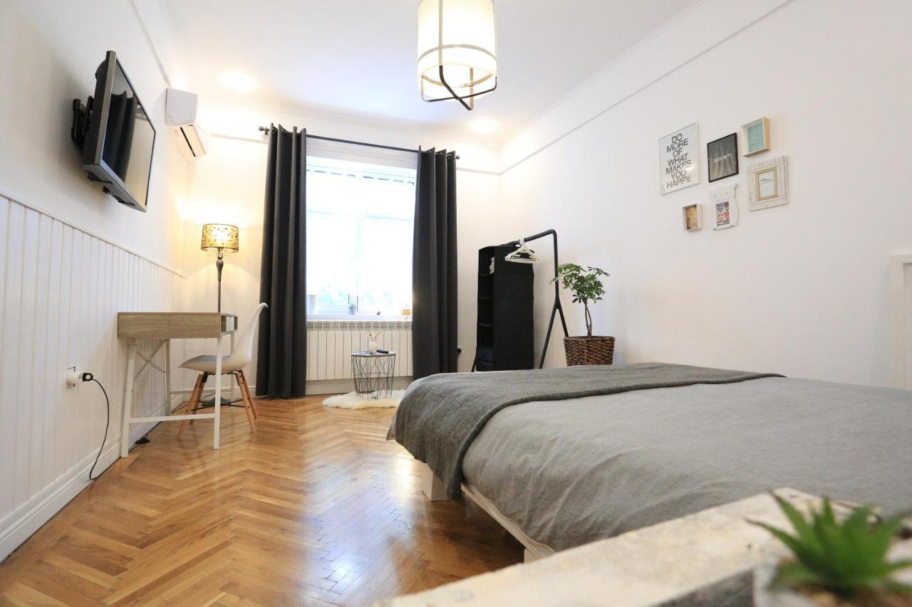 Appartamento Ceronav Citycenter Galati, Disscount On Google! Esterno foto